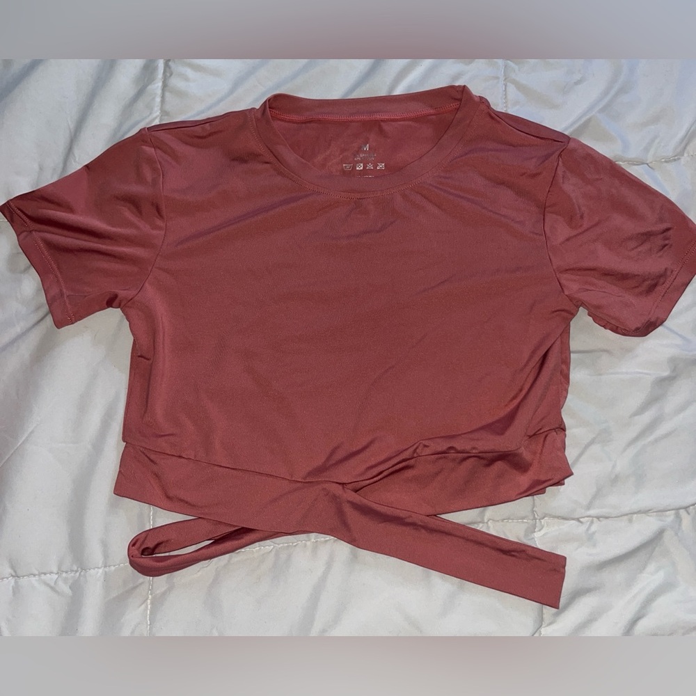 NVGTN workout top
